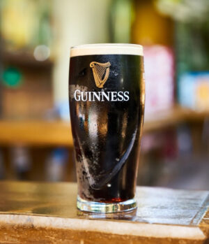 Official Guinness Pint Glass Set