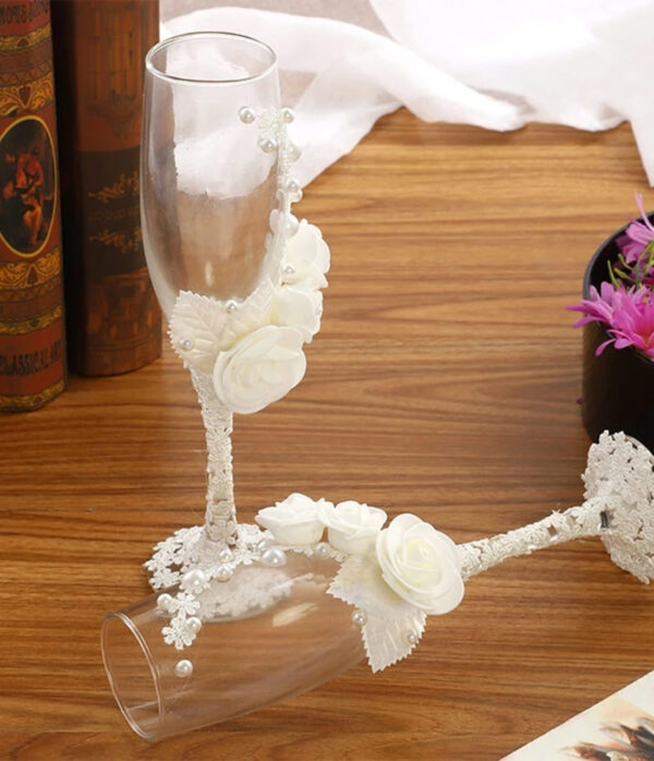 White Rose Champagne Glass Set